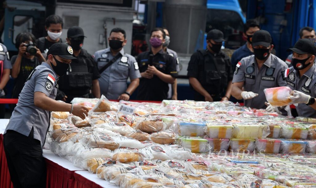 https://assetd.kompas.id/EbhysnLgwDWHBx6_QrIPQJb8lBo=/1024x608/filters:watermark(https://cdn-content.kompas.id/umum/kompas_main_logo.png,-16p,-13p,0)/https%3A%2F%2Fkompas.id%2Fwp-content%2Fuploads%2F2020%2F07%2Fb4856d81-005e-4d00-90e0-6fc81955f3e7_jpg.jpg