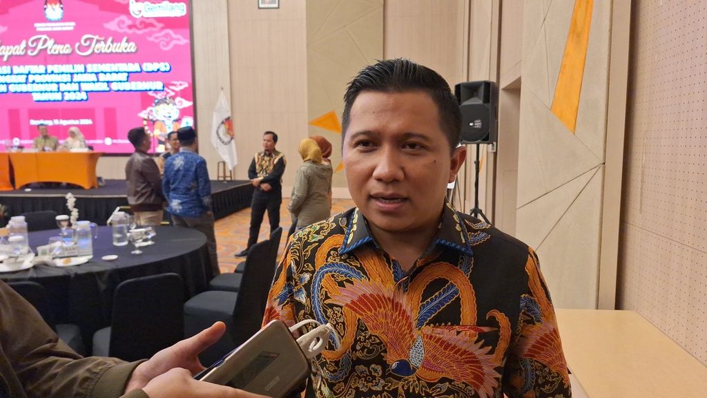 Ketua Divisi Data dan Informasi KPU Provinsi Jabar Ahmad Nur Hidayat di Kota Bandung, Jawa Barat, pada Jumat (16/8/2024).