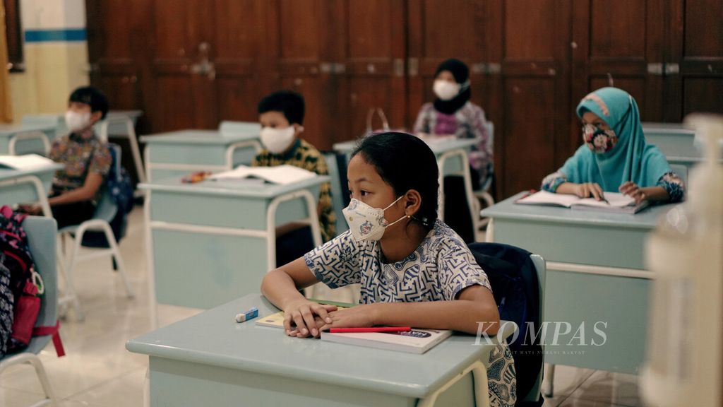 https://assetd.kompas.id/Eqp8ebHlVu4eEa_vnbfZvakq_t4=/1024x576/filters:watermark(https://cdn-content.kompas.id/umum/kompas_main_logo.png,-16p,-13p,0)/https%3A%2F%2Fkompas.id%2Fwp-content%2Fuploads%2F2021%2F10%2F72b907c8-9e80-46d6-8f42-43fa2ed5e0d3_jpg.jpg