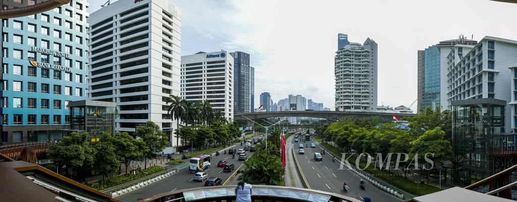 Hasil pemotretan panorama dengan gimbal DJI RS 3 Mini, sebanyak 98 bingkai foto disulam dengan menggunakan aplikasi Photoshop.