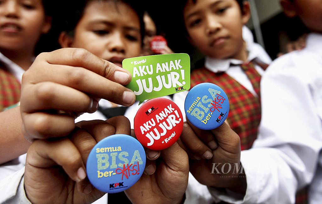 https://assetd.kompas.id/FZNqxzZS7b1nVXSOfYMYiniGbME=/1024x651/filters:watermark(https://cdn-content.kompas.id/umum/kompas_main_logo.png,-16p,-13p,0)/https%3A%2F%2Fkompas.id%2Fwp-content%2Fuploads%2F2018%2F02%2Fkompas_tark_18199234_40_0.jpeg