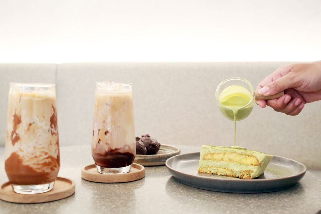 Pistachio Tiramisu salah satu menu di Namelaka Patisserie, Selasa (20/12/2022). Ivan Dwi Kurnia Putra Selasa 20-12-2022