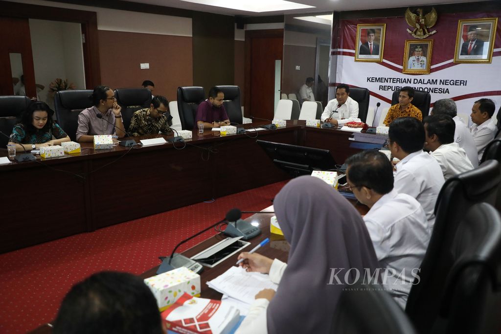 https://assetd.kompas.id/G1K73bspFWXInj9ss8AwGBgi-hc=/1024x683/filters:watermark(https://cdn-content.kompas.id/umum/kompas_main_logo.png,-16p,-13p,0)/https%3A%2F%2Fkompas.id%2Fwp-content%2Fuploads%2F2020%2F02%2F2ce1c3f7-c1fd-4601-9c40-d70a5538f5e7_jpg.jpg