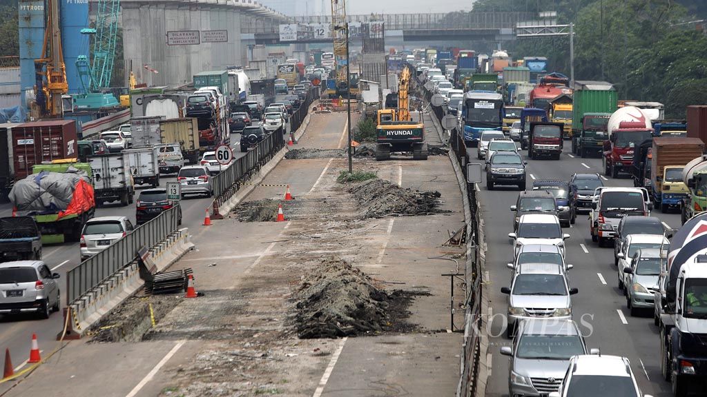 https://assetd.kompas.id/GEm8_pKcMjDG0-umXonshSWitP8=/1024x576/filters:watermark(https://cdn-content.kompas.id/umum/kompas_main_logo.png,-16p,-13p,0)/https%3A%2F%2Fkompas.id%2Fwp-content%2Fuploads%2F2017%2F11%2F20171105H1_ENGLISH-TOL_A_web.jpg