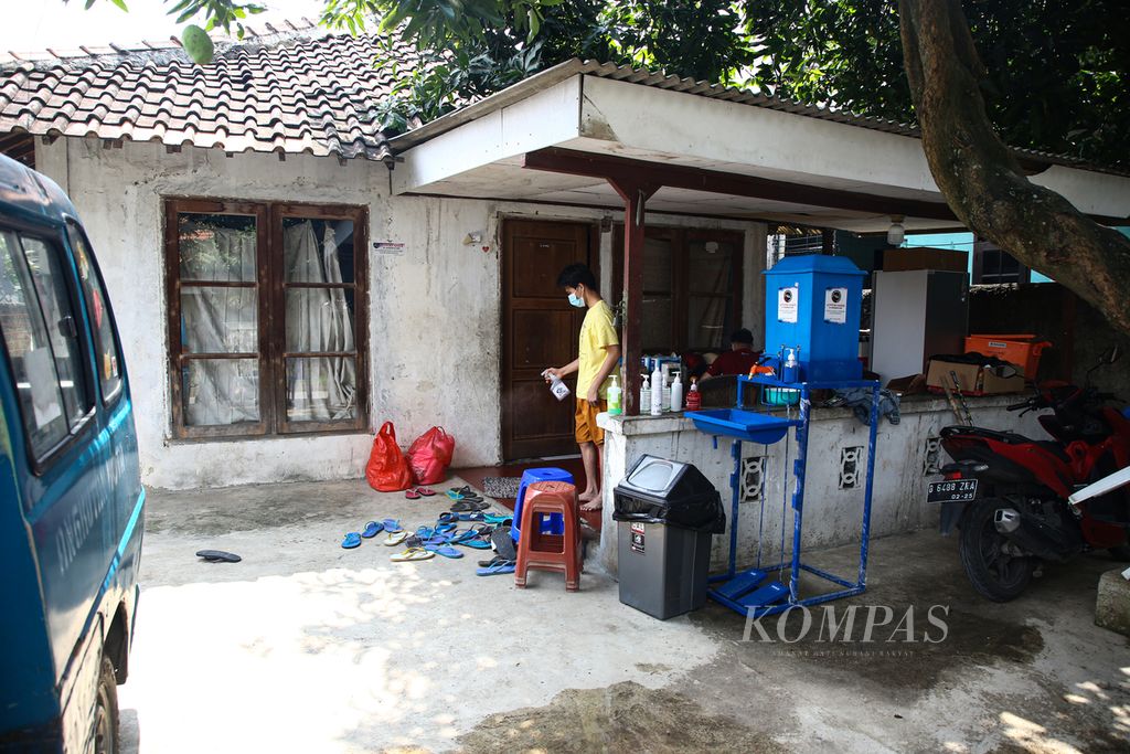 https://assetd.kompas.id/GqqiT6bDwqq569zpjyZLXDe_0YI=/1024x683/filters:watermark(https://cdn-content.kompas.id/umum/kompas_main_logo.png,-16p,-13p,0)/https%3A%2F%2Fkompas.id%2Fwp-content%2Fuploads%2F2021%2F01%2F36d3b9d9-0397-4866-80bb-774b9fac95e3_jpg.jpg
