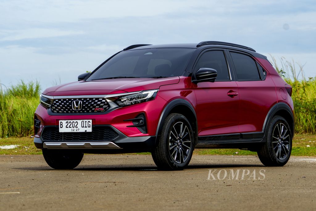 Honda WR-V saat diuji di kawasan BSD City, Tangerang, Banten, Rabu (8/2/2023).