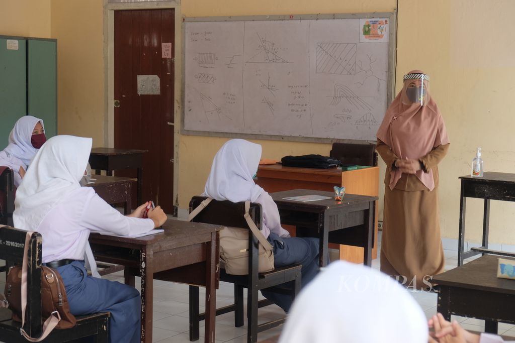 https://assetd.kompas.id/HXX4gTdH2AT0VUUsrF4zwSUl1Uc=/1024x683/filters:watermark(https://cdn-content.kompas.id/umum/kompas_main_logo.png,-16p,-13p,0)/https%3A%2F%2Fkompas.id%2Fwp-content%2Fuploads%2F2020%2F12%2F1d9c50a7-a0e9-4be2-b74d-0152256cb55b_jpg.jpg