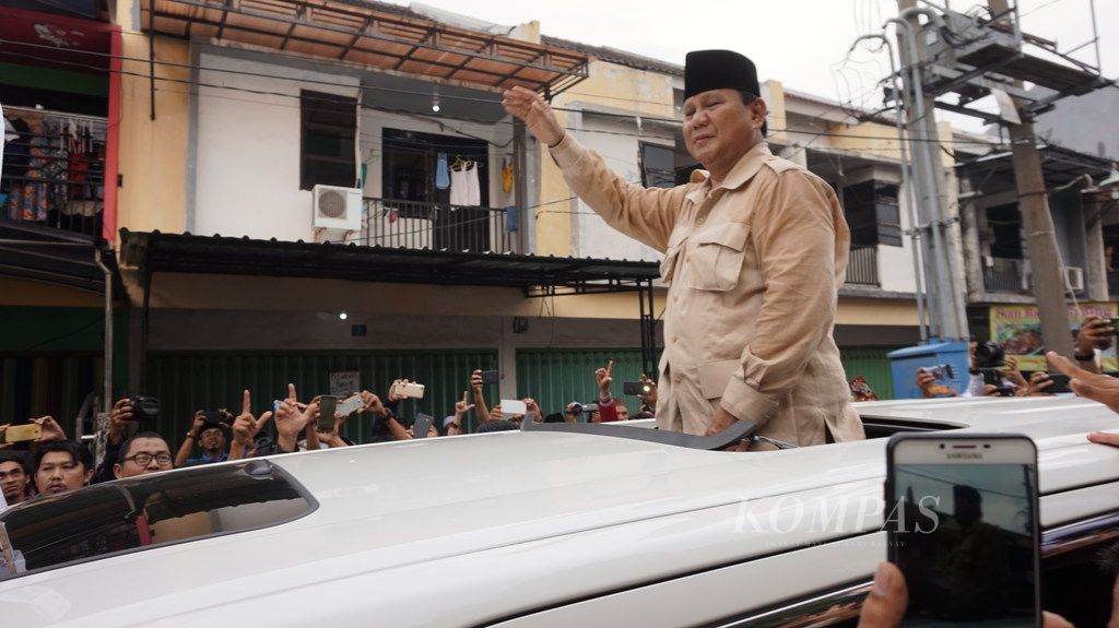 https://assetd.kompas.id/Hf1kk6yQtGBgC7e4lXaJbXlR28o=/1024x575/filters:watermark(https://cdn-content.kompas.id/umum/kompas_main_logo.png,-16p,-13p,0)/https%3A%2F%2Fkompas.id%2Fwp-content%2Fuploads%2F2019%2F02%2F20190219bro-prabowo6SILO.jpg
