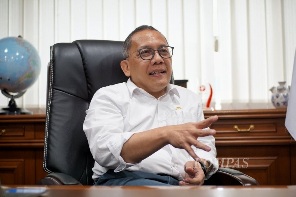 Kepala Badan Riset dan Inovasi Nasional (BRIN) Laksana Tri Handoko saat berbincang dengan <i>Kompas </i>di Kantor BRIN, Kamis (11/8/2022).