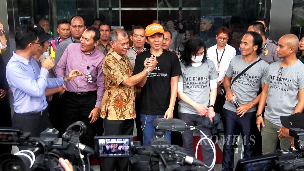 https://assetd.kompas.id/Ii_fPnTsmbSXh6C-uyjiX0QgonI=/1024x576/filters:watermark(https://cdn-content.kompas.id/umum/kompas_main_logo.png,-16p,-13p,0)/http%3A%2F%2Fkompas.id%2Fwp-content%2Fuploads%2F2017%2F07%2F454498_getattachment86554209-258e-481b-84e8-fe5cf88f82da445885.jpg