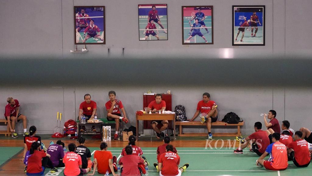 https://assetd.kompas.id/IrLRCHZ3jcQONACB6nqbV-HJdwA=/1024x576/filters:watermark(https://cdn-content.kompas.id/umum/kompas_main_logo.png,-16p,-13p,0)/https%3A%2F%2Fkompas.id%2Fwp-content%2Fuploads%2F2020%2F09%2F20200906_ENGLISH-TEMATIK-HARI-OLAHRAGA_C_web_1599404364.jpg