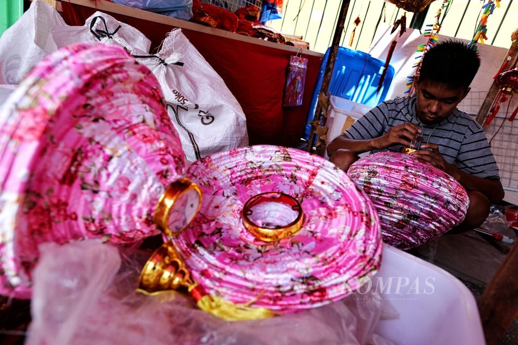 https://assetd.kompas.id/ItQlw2CIDClh6I-HjjBxzy8h5m8=/1024x683/filters:watermark(https://cdn-content.kompas.id/umum/kompas_main_logo.png,-16p,-13p,0)/https%3A%2F%2Fkompas.id%2Fwp-content%2Fuploads%2F2022%2F01%2F1f96d614-2d09-4444-8539-4a517fc33be5_jpg.jpg