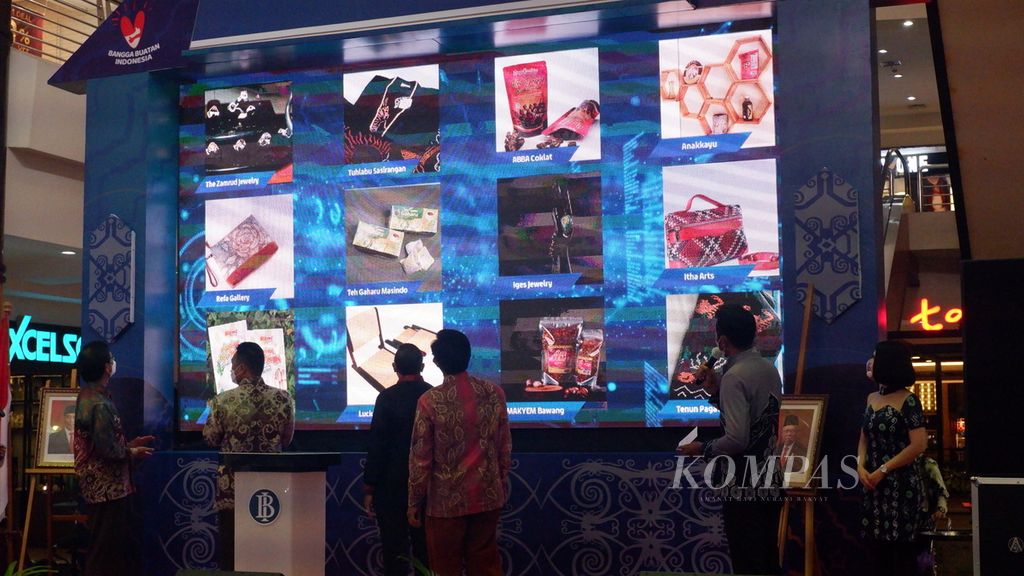 https://assetd.kompas.id/JC6enYvGLVDYhZvl8QR3MPqL8_o=/1024x576/filters:watermark(https://cdn-content.kompas.id/umum/kompas_main_logo.png,-16p,-13p,0)/https%3A%2F%2Fkompas.id%2Fwp-content%2Fuploads%2F2021%2F03%2F246f3713-aaa3-42a9-90d3-389049fc5f66_jpg.jpg