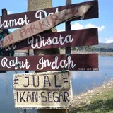 Menyepi Sejenak di Tepi Waduk Karangkates