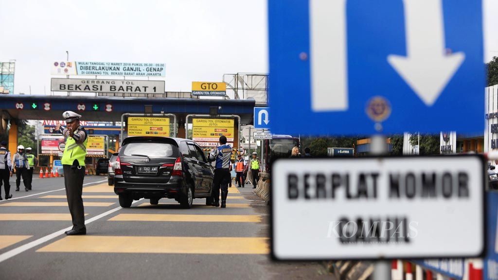 https://assetd.kompas.id/JktX2FP54OIbADoEE1UQy66uzH8=/1024x576/filters:watermark(https://cdn-content.kompas.id/umum/kompas_main_logo.png,-16p,-13p,0)/https%3A%2F%2Fkompas.id%2Fwp-content%2Fuploads%2F2018%2F03%2F20180312_ENGLISH-GANJIL-GENAP_A_web.jpg