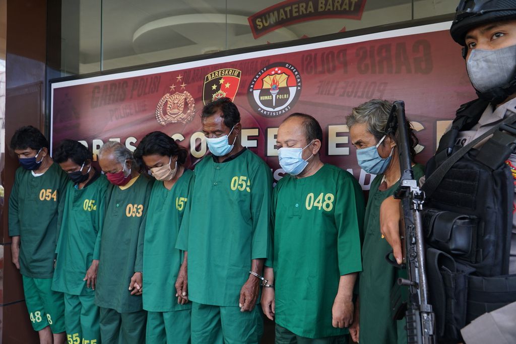 https://assetd.kompas.id/JtMMhKgegHRuMe2QFCbetLXdAHg=/1024x683/https://kompas.id/wp-content/uploads/2021/11/5023e3a0-30a2-4361-9854-8205f03299c1_JPG.jpg