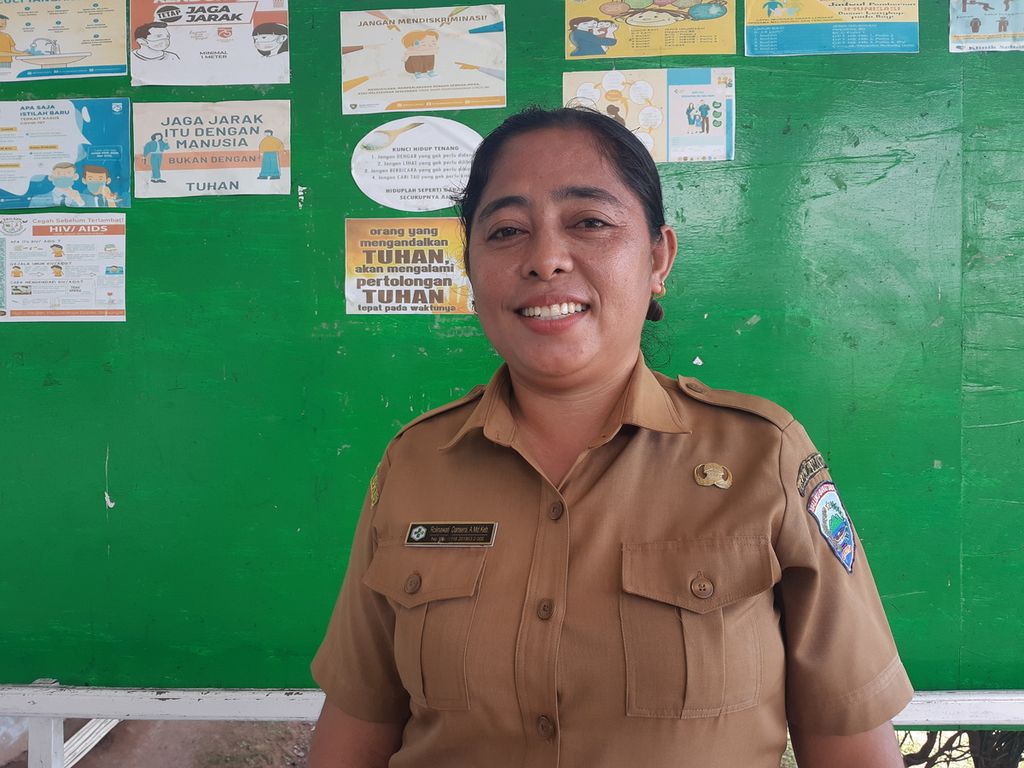 Rolinawati Darisera, bidan di Pulau Wetar, Kabupaten Maluku Barat Daya, Maluku.