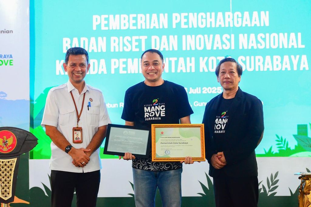 https://assetd.kompas.id/KKFv6bTZItGMZp6ntM-uJI9pgHY=/1024x683/https%3A%2F%2Ftaja.kompas.id%2Fwp-content%2Fuploads%2F2025%2F08%2FPemkot-sby-1.jpg