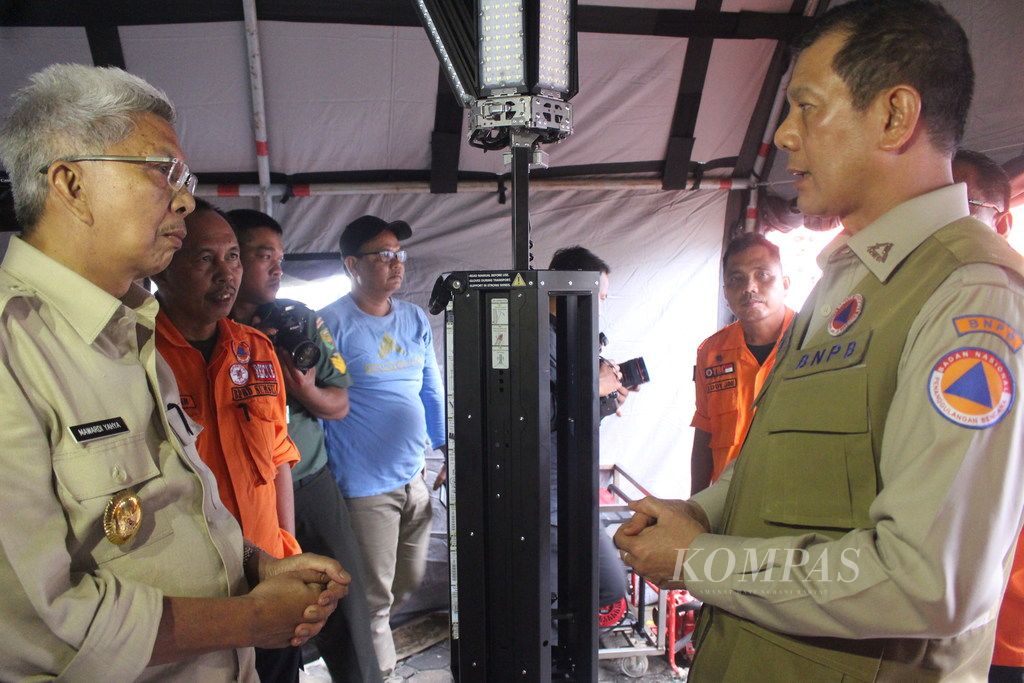 https://assetd.kompas.id/KYbfLOtJncYfVnoDJKRhqWL4FGk=/1024x683/filters:watermark(https://cdn-content.kompas.id/umum/kompas_main_logo.png,-16p,-13p,0)/https%3A%2F%2Fkompas.id%2Fwp-content%2Fuploads%2F2019%2F03%2F20190312RAM__BNPBSILO.jpg