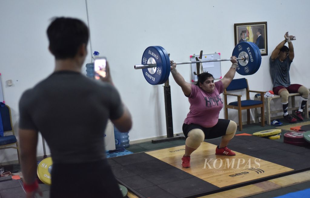 https://assetd.kompas.id/KwNPdt1QUNFcqB9eOOnxQCO_du8=/1024x655/filters:watermark(https://cdn-content.kompas.id/umum/kompas_main_logo.png,-16p,-13p,0)/https%3A%2F%2Fkompas.id%2Fwp-content%2Fuploads%2F2018%2F05%2F20180305DRI-KompasID5.jpg