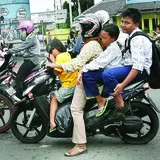 Kamera ETLE Mampu Deteksi Pengendara Motor Bonceng Tiga