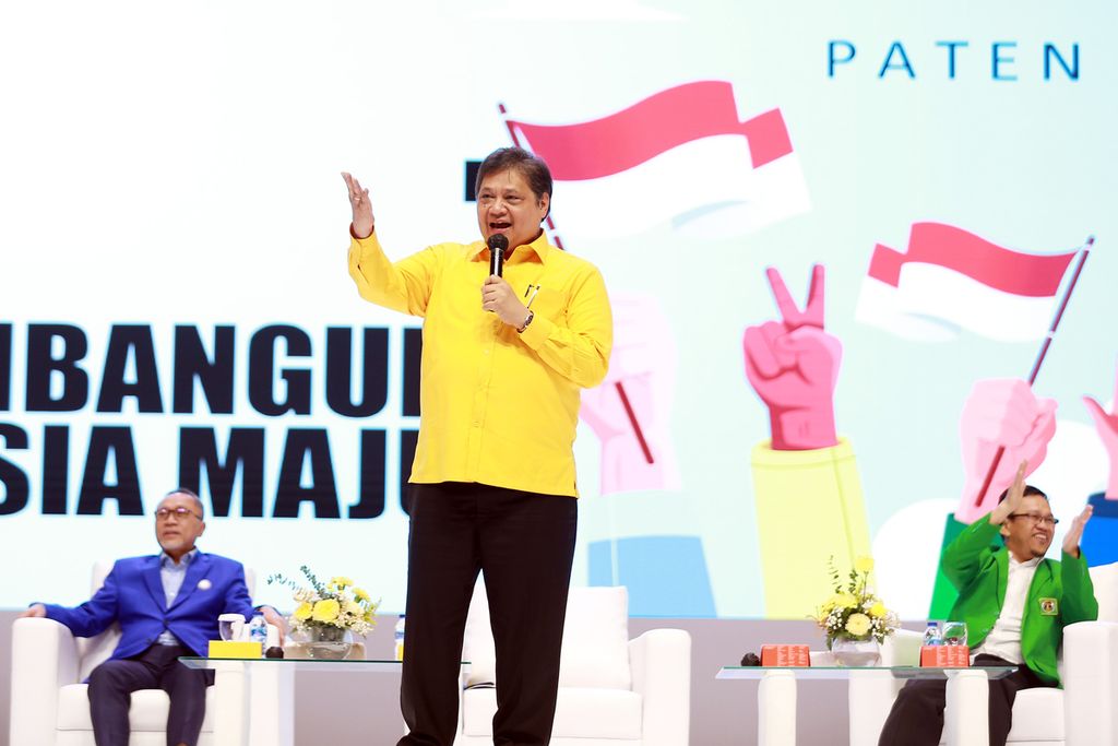 Ketua Umum DPP Partai Golkar Airlangga Hartarto menyampaikan pandangan visi dan misi masa depan Koalisi Indonesia Bersatu (KIB) pada acara ulang tahun partai Golkar ke 58. Jiexpo Kemayoran, Jakarta Pusat, Kamis (20/10/2022). Ivan Dwi Kurnia Putra Kamis (20/10/2022)