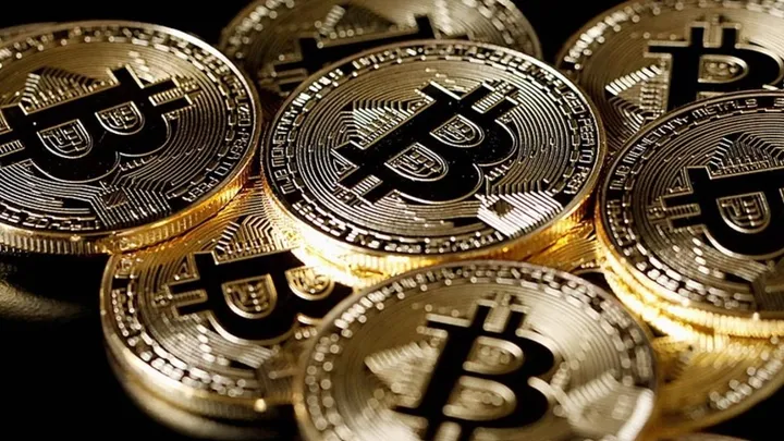 Teluku untuk artikel Tren ”Bullish” Bitcoin Dapat Berlanjut pada 2025 