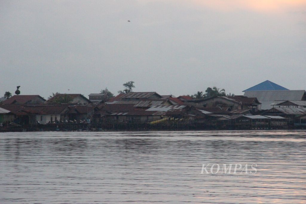 https://assetd.kompas.id/MpkTJUysroiTKZI7VvL2HC-64WY=/1024x683/filters:watermark(https://cdn-content.kompas.id/umum/kompas_main_logo.png,-16p,-13p,0)/https%3A%2F%2Fkompas.id%2Fwp-content%2Fuploads%2F2019%2F10%2FIMG_0990_1571998793.jpg