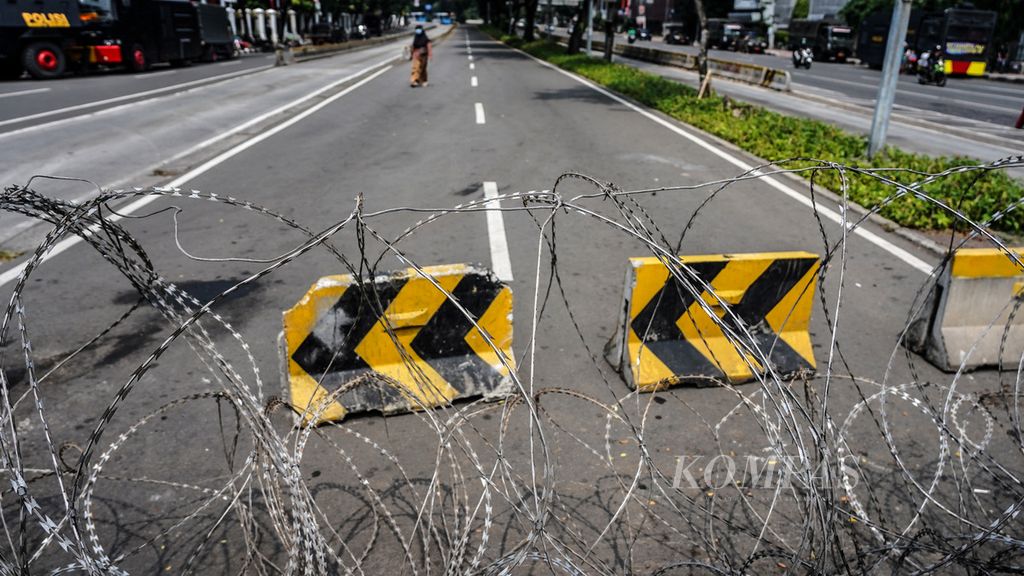 https://assetd.kompas.id/Mu1O9sqx-JiX_ZGo5SXUocx4D28=/1024x576/filters:watermark(https://cdn-content.kompas.id/umum/kompas_main_logo.png,-16p,-13p,0)/https%3A%2F%2Fkompas.id%2Fwp-content%2Fuploads%2F2021%2F07%2F4cd3f1b2-4285-4c26-97b8-93f48c7251fa_jpg.jpg