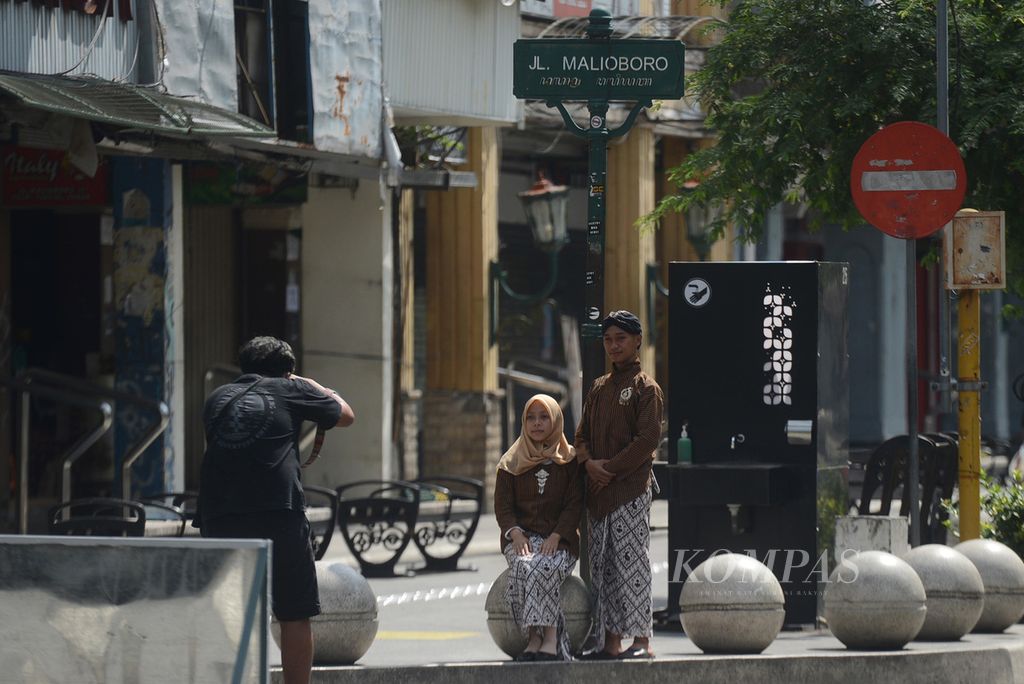 https://assetd.kompas.id/MxAriuOVY8dzibeRZuZZRyfCJ9s=/1024x684/filters:watermark(https://cdn-content.kompas.id/umum/kompas_main_logo.png,-16p,-13p,0)/https%3A%2F%2Fkompas.id%2Fwp-content%2Fuploads%2F2021%2F07%2F6a97248b-25b4-43cb-a752-7116c35fcf7d_jpg.jpg