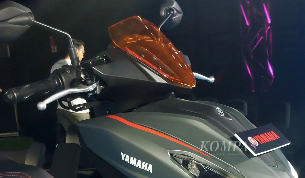 Visor Yamaha Aerox Alpha Ultimate. 