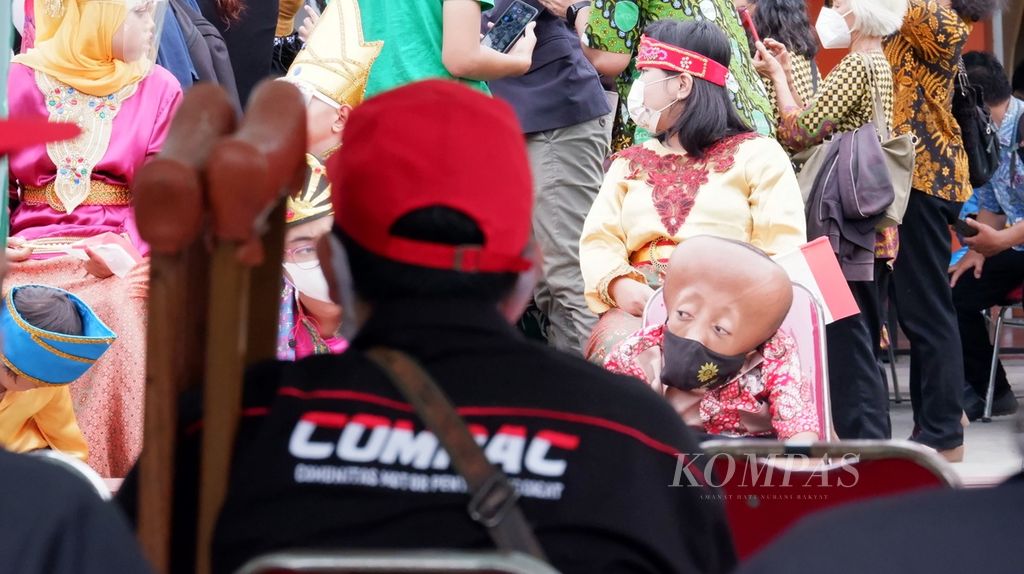https://assetd.kompas.id/NLs0c8AzUwyecV4lfKI0Hx9vq-s=/1024x574/filters:watermark(https://cdn-content.kompas.id/umum/kompas_main_logo.png,-16p,-13p,0)/https%3A%2F%2Fkompas.id%2Fwp-content%2Fuploads%2F2021%2F12%2F477619c3-812c-4d05-b256-b6bc46902221_jpg.jpg