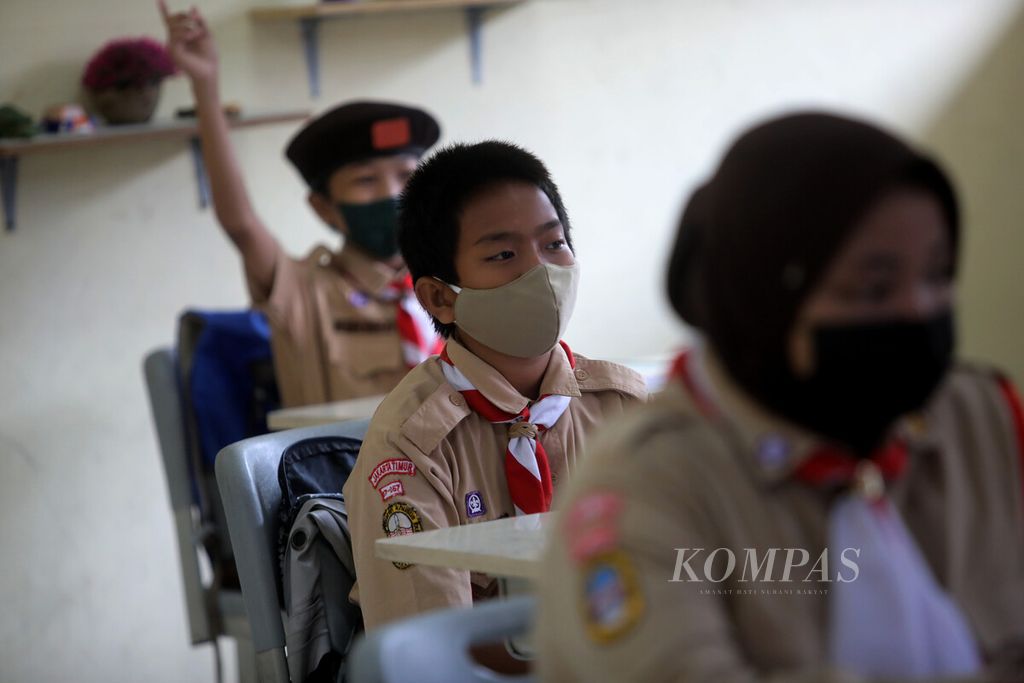 https://assetd.kompas.id/NkpUoSuxbOz9qDFykmHnU0guxWo=/1024x683/filters:watermark(https://cdn-content.kompas.id/umum/kompas_main_logo.png,-16p,-13p,0)/https%3A%2F%2Fkompas.id%2Fwp-content%2Fuploads%2F2021%2F04%2Fa1d20121-fd19-4406-a584-fd6ef76fea1e_jpg.jpg