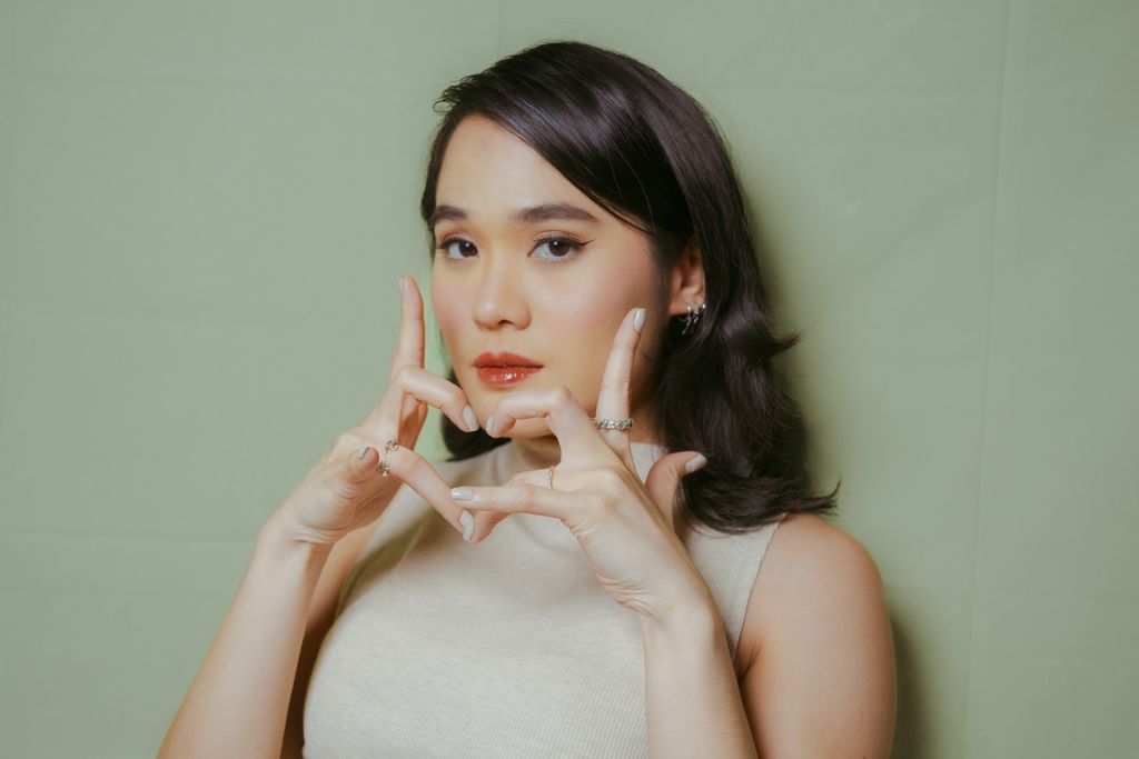 Sheryl Sheinafia