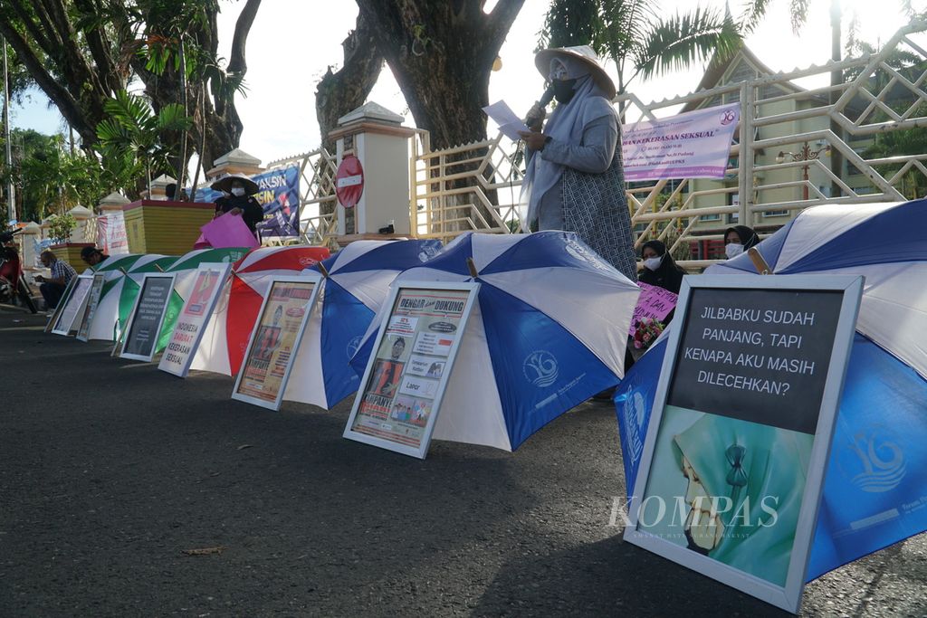 https://assetd.kompas.id/NtrOBcYQ41EX7-H5AHQ1T6tc_GE=/1024x683/filters:watermark(https://cdn-content.kompas.id/umum/kompas_main_logo.png,-16p,-13p,0)/https%3A%2F%2Fkompas.id%2Fwp-content%2Fuploads%2F2021%2F11%2F94ce674c-e0de-4574-9a3f-443452150f42_JPG.jpg