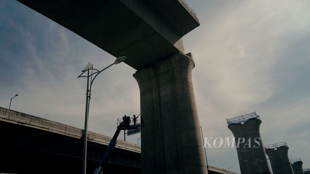 https://assetd.kompas.id/O1Hz-CM20MwhxzKJJW_QrTmS_jU=/1024x576/filters:watermark(https://cdn-content.kompas.id/umum/kompas_main_logo.png,-16p,-13p,0)/https%3A%2F%2Fkompas.id%2Fwp-content%2Fuploads%2F2021%2F10%2F20211029ags152_1635511907.jpg
