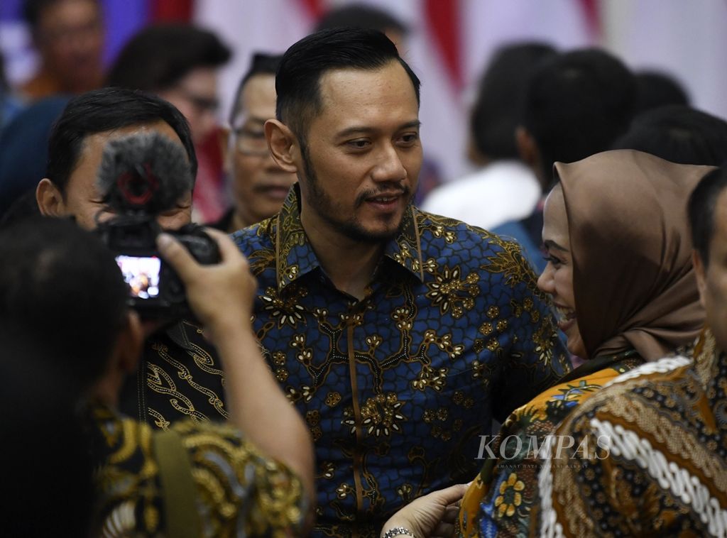 https://assetd.kompas.id/OEdldMEWkN4HuUtAGdtmgNSaM_c=/1024x758/filters:watermark(https://cdn-content.kompas.id/umum/kompas_main_logo.png,-16p,-13p,0)/https%3A%2F%2Fkompas.id%2Fwp-content%2Fuploads%2F2019%2F12%2F12dfc65f-759e-444b-958a-83bb7b47f56d_jpg.jpg