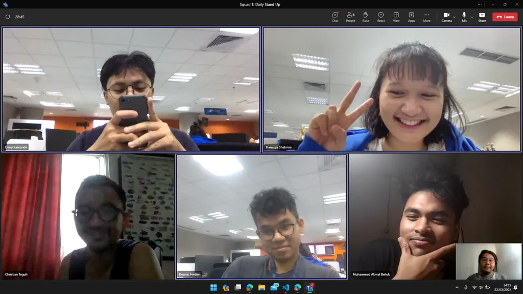 squad-t kompas