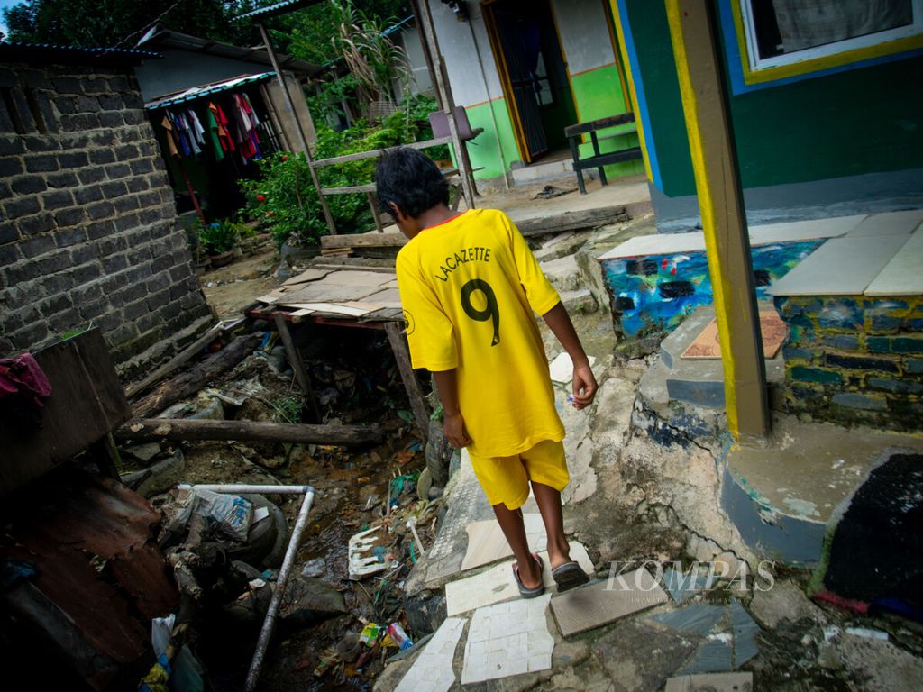 https://assetd.kompas.id/P--VUodGoeaQvCnqfkKegx3DowU=/1024x768/filters:watermark(https://cdn-content.kompas.id/umum/kompas_main_logo.png,-16p,-13p,0)/https%3A%2F%2Fkompas.id%2Fwp-content%2Fuploads%2F2021%2F12%2FDSC05970_1640095111.jpg