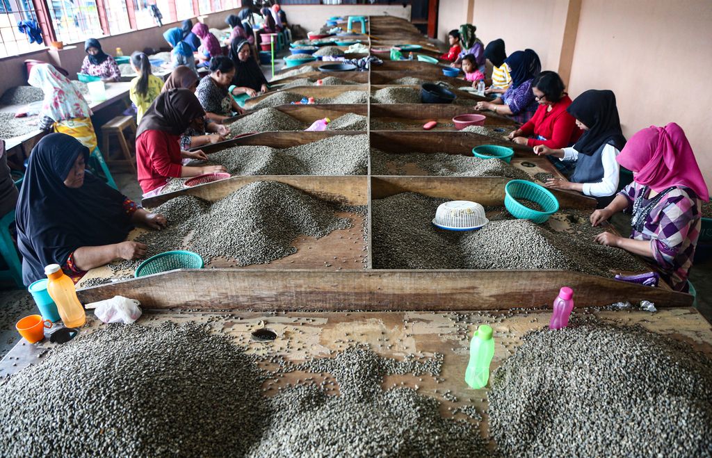 https://assetd.kompas.id/PZuhoC4advkFXh4FgcrJhNc640I=/1024x659/filters:watermark(https://cdn-content.kompas.id/umum/kompas_main_logo.png,-16p,-13p,0)/https%3A%2F%2Fkompas.id%2Fwp-content%2Fuploads%2F2021%2F09%2F0dd4bc50-af63-4f2c-aa18-8017a6884174_jpg.jpg