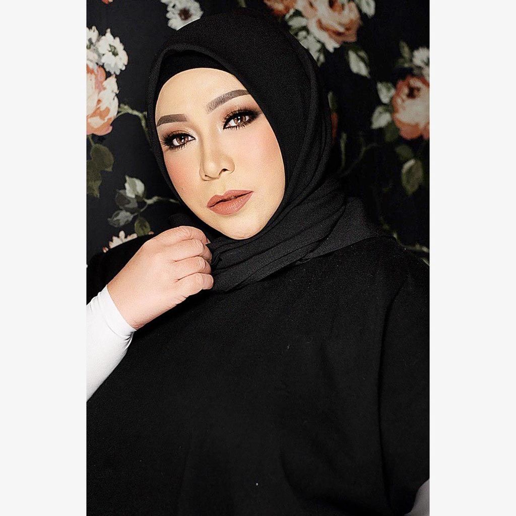 Melly Goeslaw