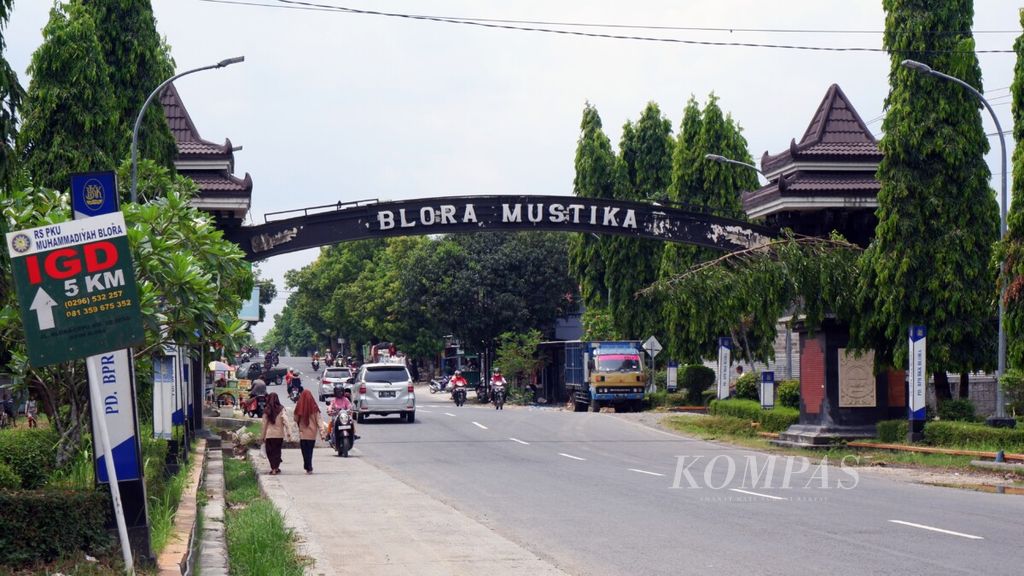https://assetd.kompas.id/QGJ_HKnlM7RgxnWgRf5mflyscgo=/1024x576/filters:watermark(https://cdn-content.kompas.id/umum/kompas_main_logo.png,-16p,-13p,0)/https%3A%2F%2Fkompas.id%2Fwp-content%2Fuploads%2F2021%2F09%2FKabupaten-Blora_1631456792.jpg