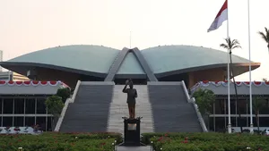 Mengapa Revisi UU ASN Bisa Sarat Kepentingan Politik?
