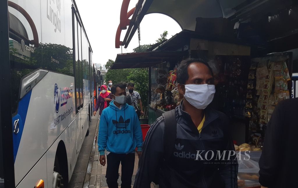 https://assetd.kompas.id/QgAIQCY1R56913POlRF-SJHjMu4=/1024x649/filters:watermark(https://cdn-content.kompas.id/umum/kompas_main_logo.png,-16p,-13p,0)/https%3A%2F%2Fkompas.id%2Fwp-content%2Fuploads%2F2021%2F03%2F97571bf0-ffde-4f4c-8a99-0a38d3714d48_jpg.jpg