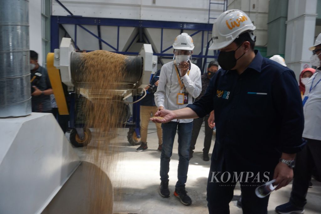 https://assetd.kompas.id/R8AMUI_Nyjw4-H-kMAvbkyD0oQE=/1024x683/filters:watermark(https://cdn-content.kompas.id/umum/kompas_main_logo.png,-16p,-13p,0)/https%3A%2F%2Fkompas.id%2Fwp-content%2Fuploads%2F2021%2F05%2F3b3a9102-5121-4040-a96a-9c3bfb8035a8_jpg.jpg