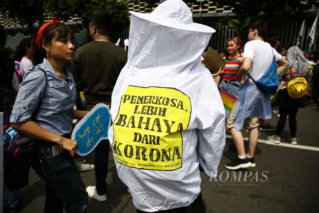 https://assetd.kompas.id/RGG2ovJvxSog7pglAu4Ig0ImP1k=/1024x683/filters:watermark(https://cdn-content.kompas.id/umum/kompas_main_logo.png,-16p,-13p,0)/https%3A%2F%2Fkompas.id%2Fwp-content%2Fuploads%2F2020%2F03%2F674ca9b8-c0e6-41dd-8f91-bfd42b8c11cb_jpg.jpg