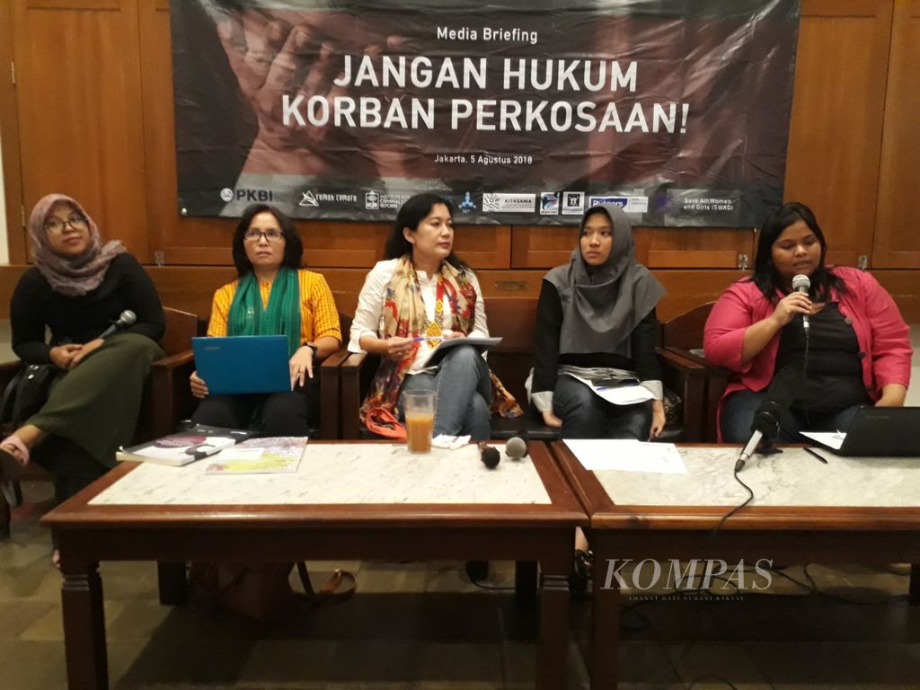 https://assetd.kompas.id/RHM3DZ7FhnW68mfVkH4L7AweeiM=/1024x768/filters:watermark(https://cdn-content.kompas.id/umum/kompas_main_logo.png,-16p,-13p,0)/https%3A%2F%2Fkompas.id%2Fwp-content%2Fuploads%2F2018%2F08%2F20180805_143545.jpg
