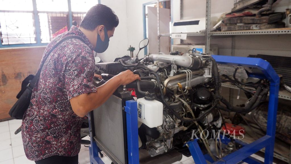 https://assetd.kompas.id/RMc0bSzyCUubBbCwbtu4Twz6tMQ=/1024x576/filters:watermark(https://cdn-content.kompas.id/umum/kompas_main_logo.png,-16p,-13p,0)/https%3A%2F%2Fkompas.id%2Fwp-content%2Fuploads%2F2021%2F02%2F22677c47-3286-4cf1-983a-c777ffd48d5d_jpg.jpg