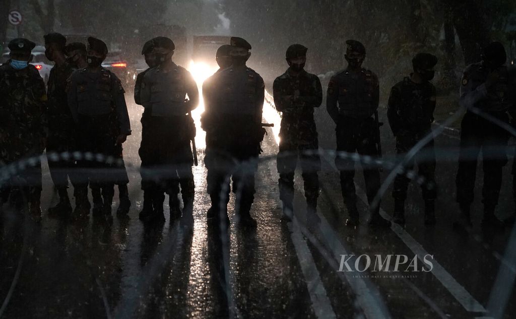 https://assetd.kompas.id/RNBB2mrnm-YwjUu6jJJe_J5SO-k=/1024x633/filters:watermark(https://cdn-content.kompas.id/umum/kompas_main_logo.png,-16p,-13p,0)/https%3A%2F%2Fkompas.id%2Fwp-content%2Fuploads%2F2020%2F10%2Fe2a22032-d47c-4e84-a9af-d0b0b7fcc4c0_jpg.jpg
