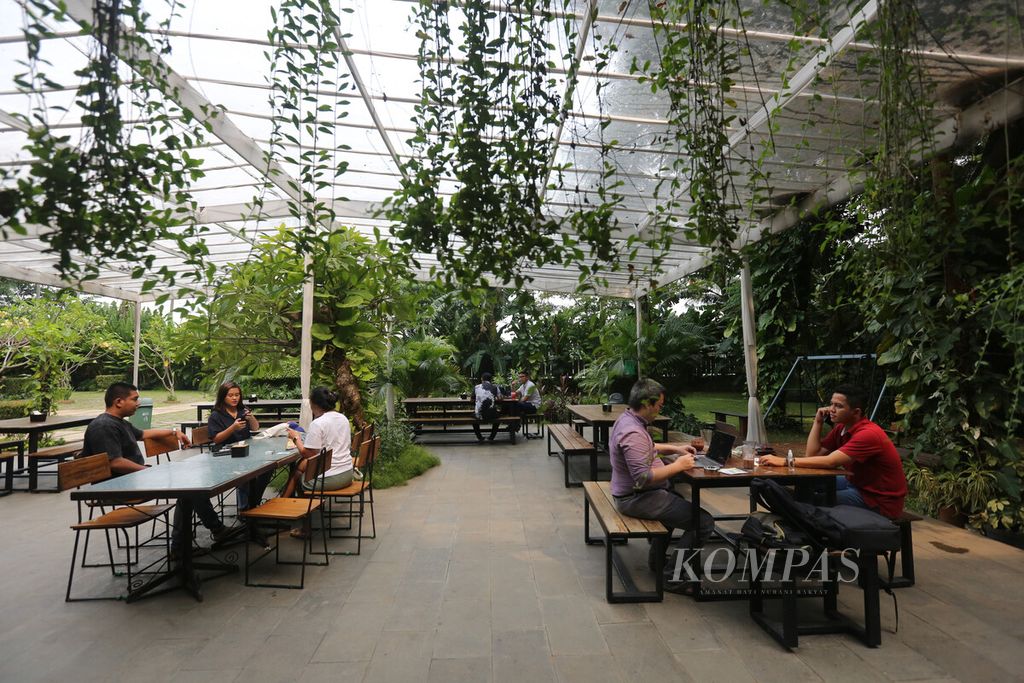 https://assetd.kompas.id/RRsC3n2F3bl8PeciSR-54LFX968=/1024x683/filters:watermark(https://cdn-content.kompas.id/umum/kompas_main_logo.png,-16p,-13p,0)/https%3A%2F%2Fkompas.id%2Fwp-content%2Fuploads%2F2021%2F10%2Fdd2f35fc-af0c-48db-b1c3-f3e296285b4e_jpg.jpg
